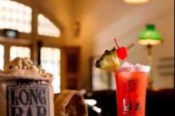 Celebrating Awesomeness : 100 Years of Singapore Sling