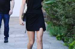 Celebrity or Blogger-Taylor Swift