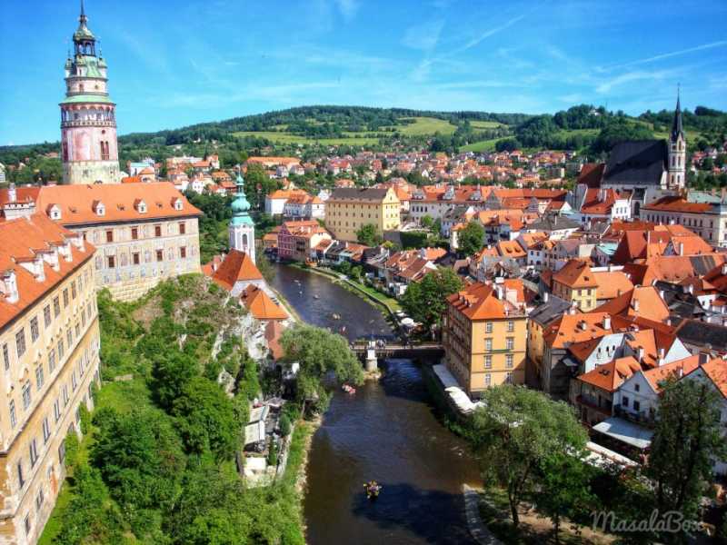 Cesky Krumlov - The Fairy Tale Medieval Town - Travel Guide On Places To Visit