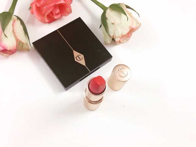 Charlotte Tilbury X Norman Parkinson Matte Revolution Lipstick In 1975Red