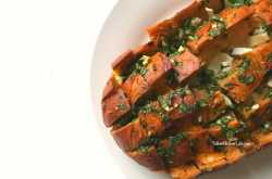 Cheesy Garlic Pull-Apart Bread Recipe You Need to Make Right Now!