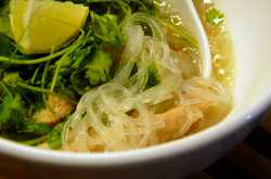 Chicken Glass Noodle Soup Vietnamese (Mien Ga) Style