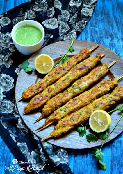 Chicken Seekh Kabab | Minced Chicken Recipe | Chicken Kebab Recipe