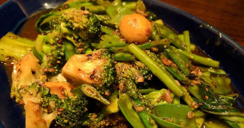 China Kitchen At Hyatt Regency Completes A Decade; Offers 50% Off On Food!!