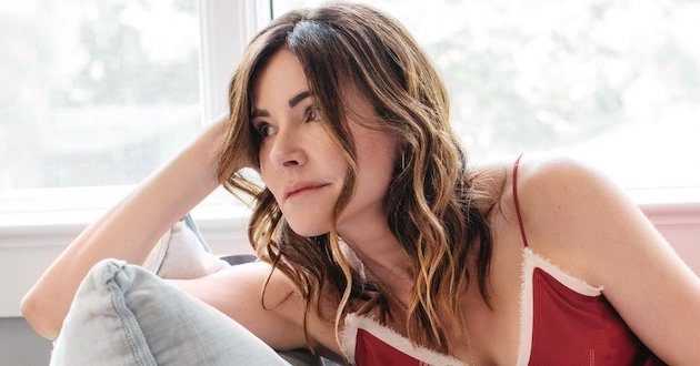 Christa Miller Plastic Surgery - Rumor Or Truth? - Be Trendsetter