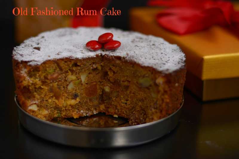 Christmas Fruit Cake / Old Fashioned Rum Cake
