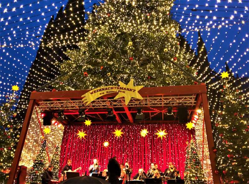 Christmas Market Cologne: Photos & Tips