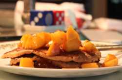 Cinnamon, honey & oats pancake with peach and orange: the Sunday breakfast