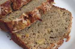 coconut pineapple banana bread | easy baking | banana breads