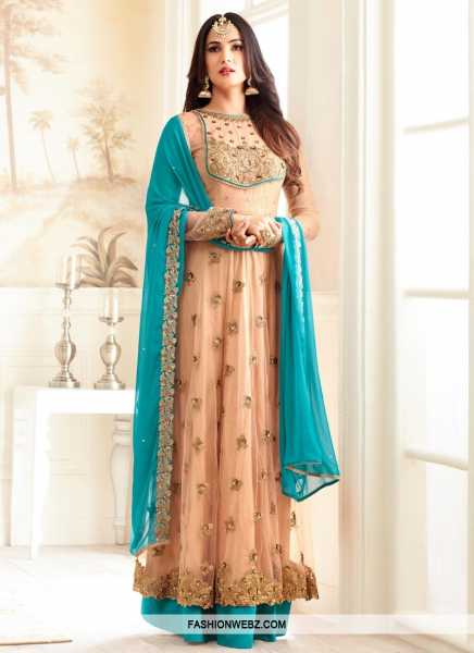 Confessions Of A StilettoManiac:  Serene Ways To Drape Your Dupatta 