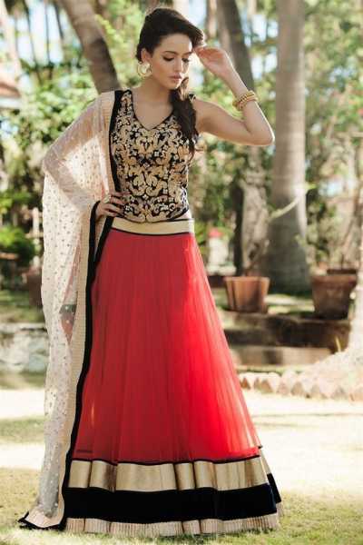 Corset Bridal Lehangas: The Coolest Trend In Bridal Fashion