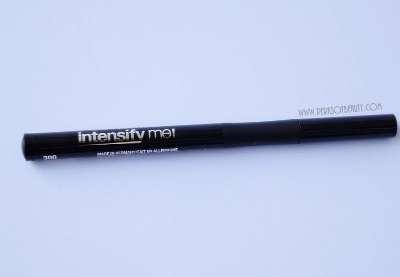 Covergirl Intensify Me! Liquid Eyeliner Review, Swatches