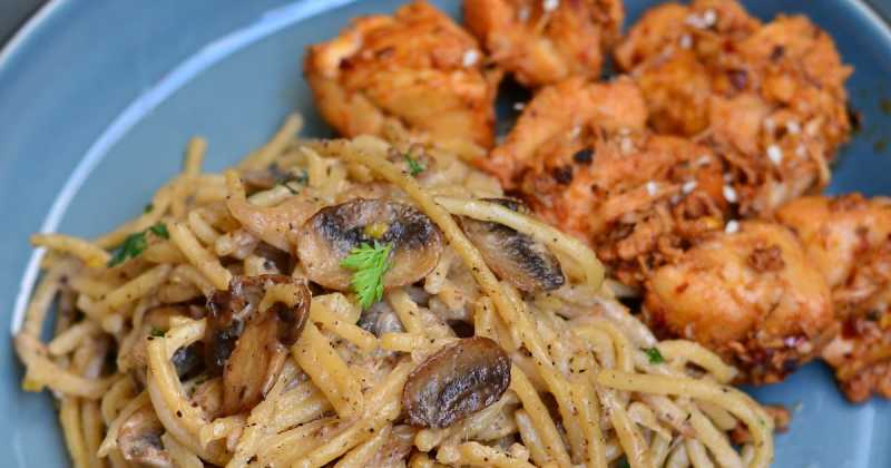 Creamy Garlic Mushroom Pasta | Mushroom Pasta | Step By Step Pics + Video Recipe | Quick & Easy Mushroom Pasta | Simple And Yummy Recipes