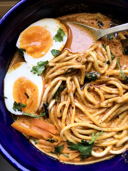 Curry Noodle Bowl With Dried Prawns - Purple Cinnamon