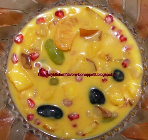 Custard With Mixed Fruits,DryFruits & Vegs