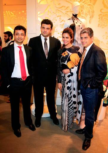 DISNEY INDIA AND SATYA PAUL ANNOUNCE THE LAUNCH OF ‘DISNEY MONO POP BY SATYA PAUL’ INSPIRED BY MICKEY AND MINNIE MOUSE