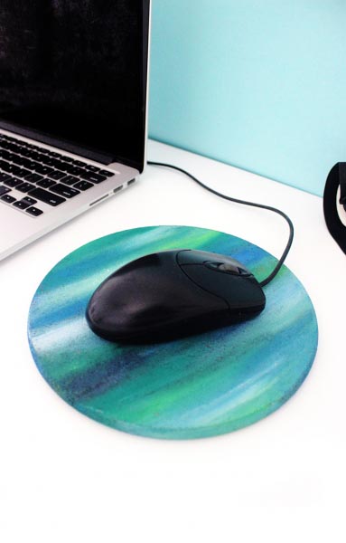 DIY Handpainted Mousepad! - The Craftables