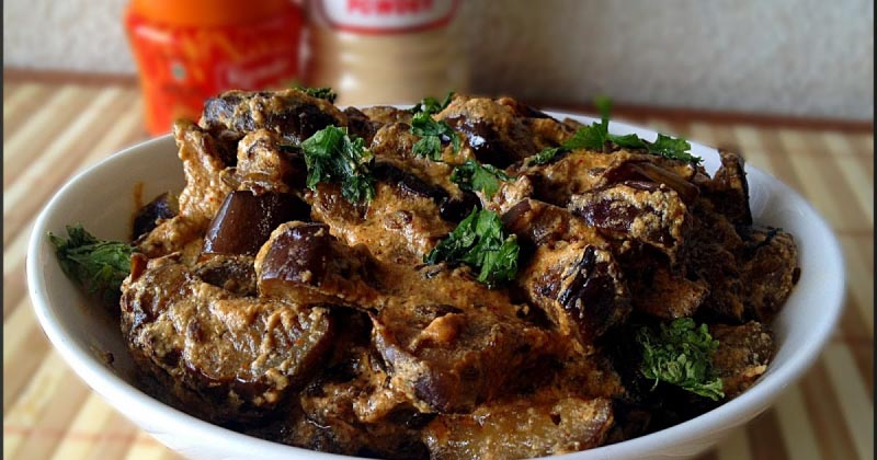 Dahi Baingan (Egg Plant In Yogurt Gravy)