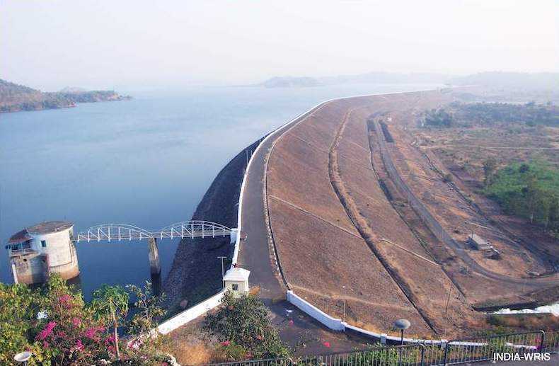 Daman Ganga River | Me, In Me.
