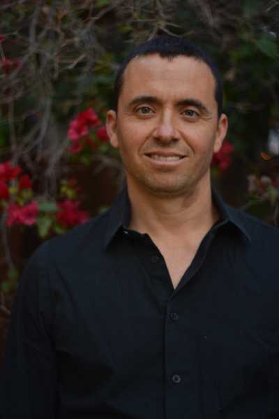 Dark Paradise Blog Tour: Book Review