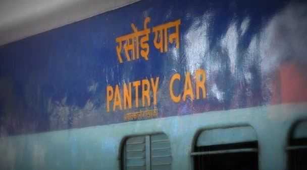 Death Of A Tradition-Indian Railways To Phase Out The Pantry Car; Pushes For E-Catering