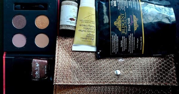 December 2017 Fab Bag Review