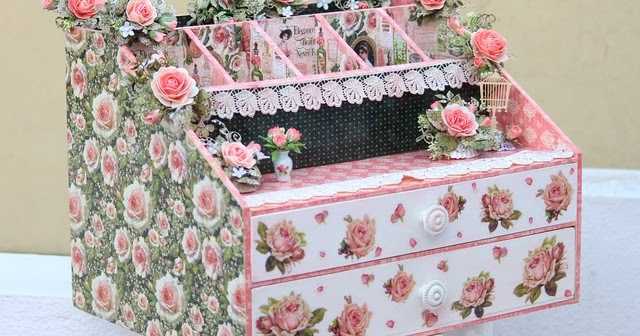 Decoupaged Desk Organiser With Foamiran Roses