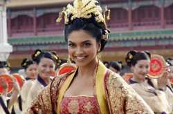 Deepika gets rid of her tattoo