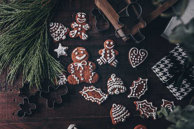 Defaulter | Gingerbread Cookies With Date Molasses - Heuristic Kitchens