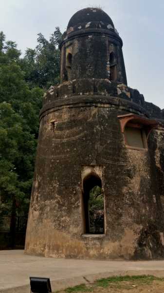 Delhi Monuments - Ambling Through Hauz Khas - Nili Masjid And Idgah Of Kharera