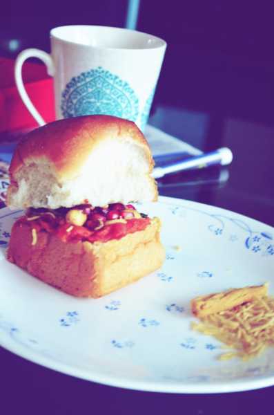 Delicious Way To Use Leftover Pav Bhaji-Dabeli !!