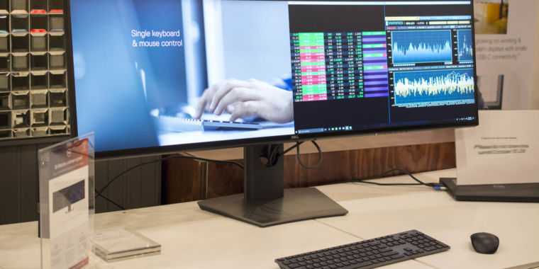 Dell’s Newest Monitor Is A 49-inch, Dual QHD, Curved Behemoth