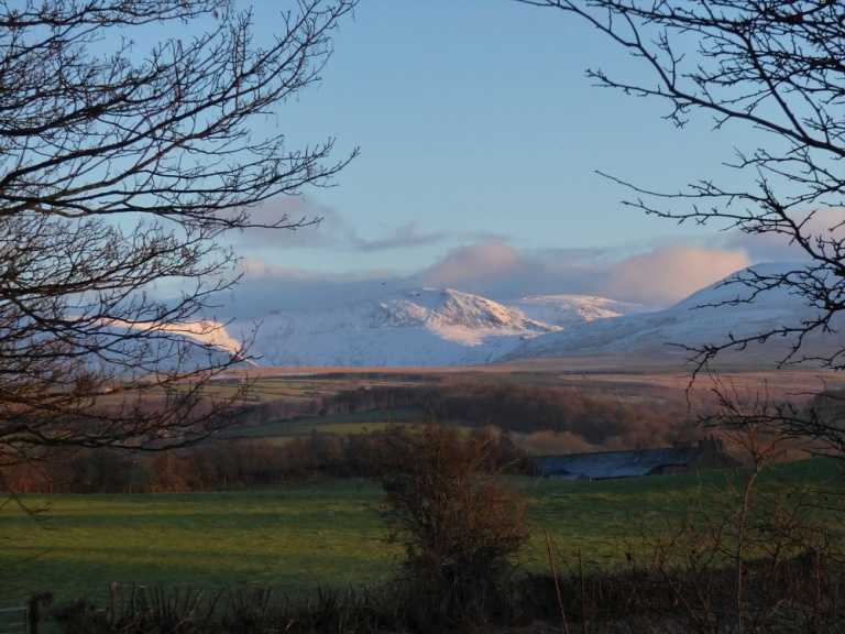Destination Honeymoon: Choices# Writephoto