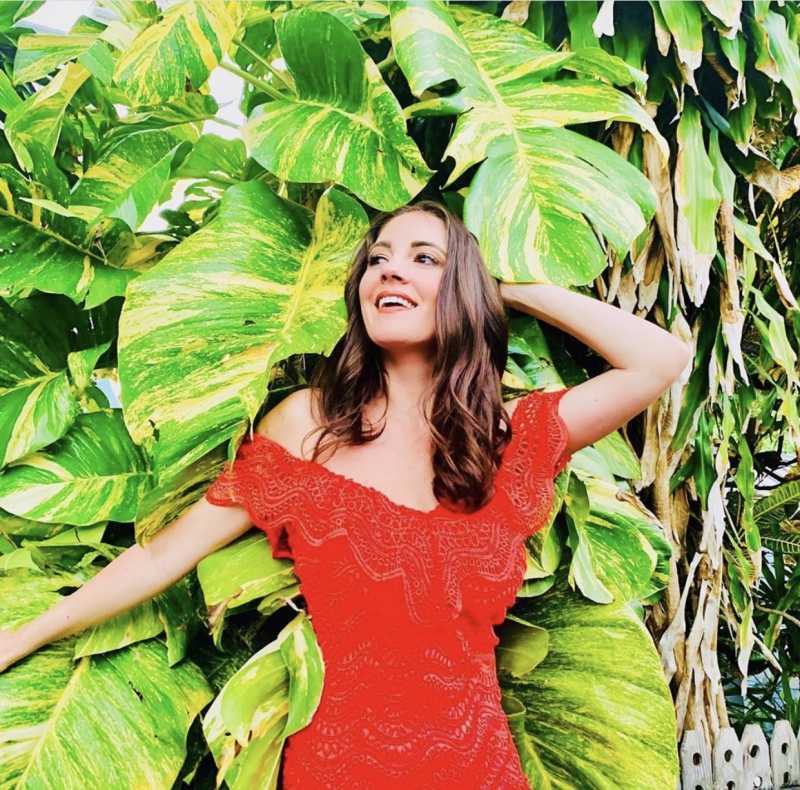 Dina Renee Releases Her New Single - My Daily Journal