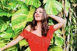 Dina Renee Releases Her New Single - My Daily Journal