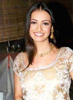 Diya Mirza Biography And Picture Gallery