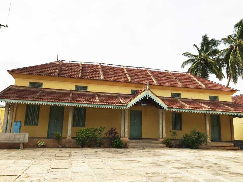 Do You Know What Sir M.V Told Pandit Nehru? Tales From Muddenahalli. | Home | ThousandMilesTravelled