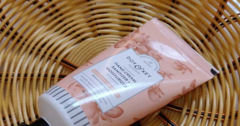 Dot & Key Hand Cream: Sanitizer+Moisturizer (Mandarin & Lime) Review