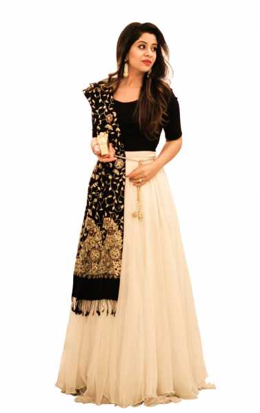 Dramatic Impact With Duppatta To Your Favourite Lehengas | Ethnic Fashion