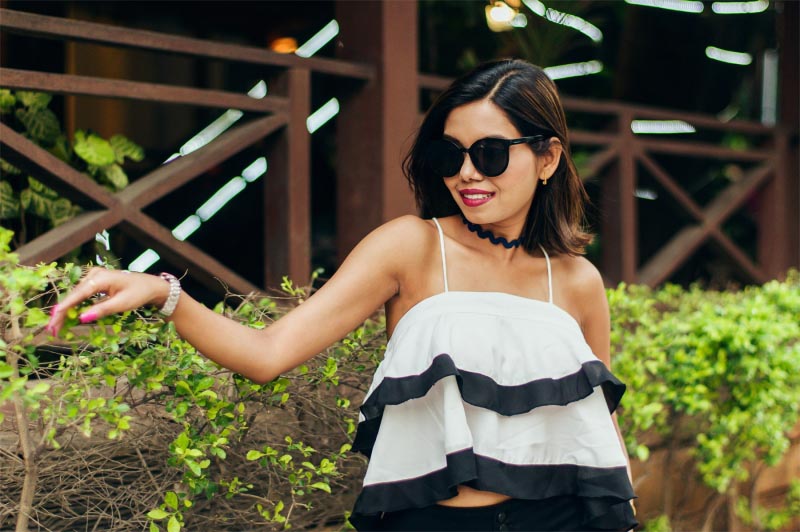 Dress Up As Famous Bloggers : High Waist Jeans With Crop Top · Namrata - Bangalore Based Indian Fashion, Beauty, Lifestyle & Fitness Blogger