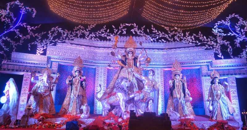 Durga Puja At Lokhandwala In Mumbai 
