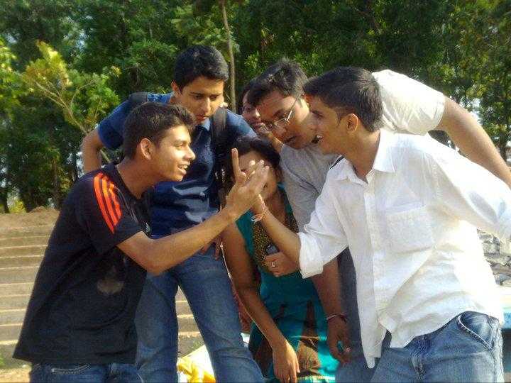 E.M. - Extraordinary Manipal