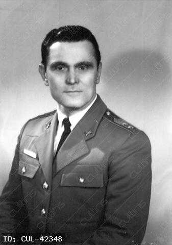 EXTRAORDINARY ACHIEVERS - 1  Karoly Takacs