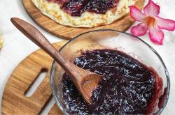 Easy Berry Jam Recipe At Home In 5 Minutes (No Additional Pectin!)
