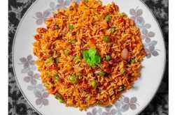 Easy Chicken Fried Rice Recipe - Restaurant Style