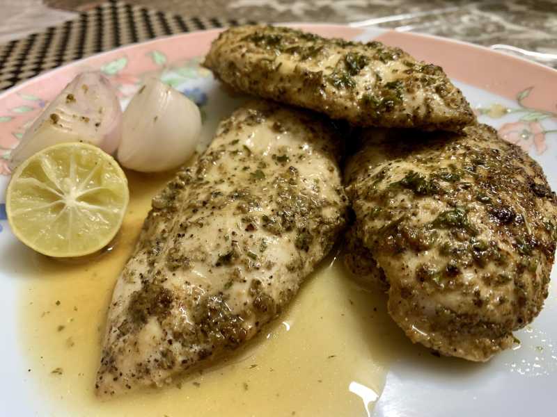 Easy To Make Baked Chicken Breasts In An Oven