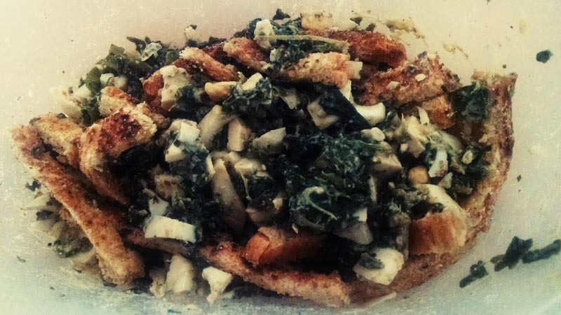 Egg & Spinach Salad - With A Twist !