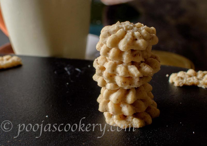 Eggless Cumin Cookies / Jeera Biscuit Recipe - Pooja