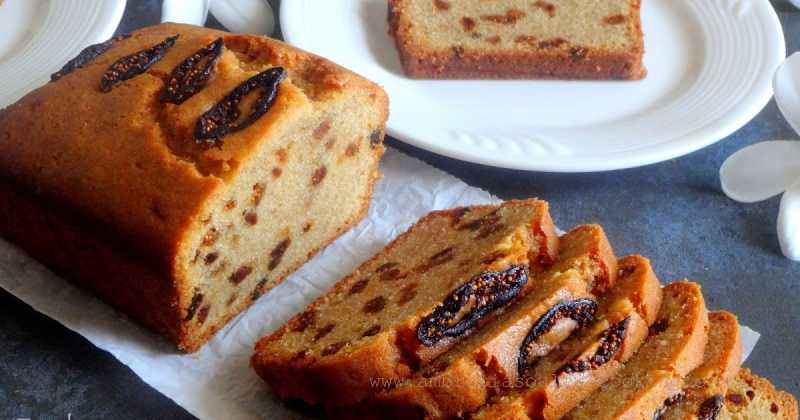 Eggless Wholegrain Vanilla Fig Cake
