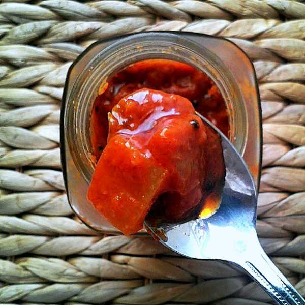 Elumichampazham Urugai/ South Indian Style Lemon Or Lime Pickle.